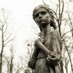Photo by Margarita Trofimova: https://www.pexels.com/photo/holodomor-memorial-in-autumn-20875115/